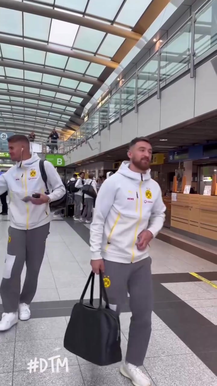 南下多特蒙德抵达慕尼黑的视频飞机是真帅啊